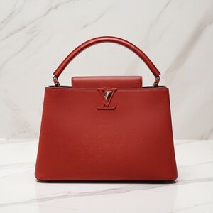 Louis Vuitton Capucines MM Red Taurillon Leather Top Handle Bag